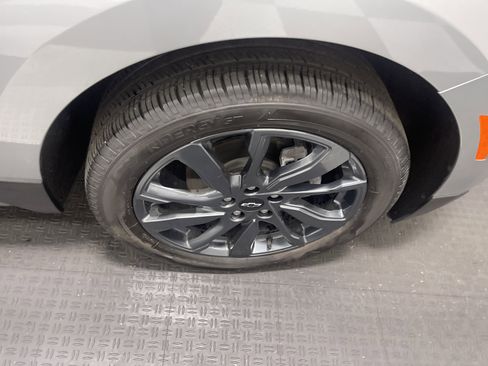 Used 2023 Chevrolet Equinox RS image 27