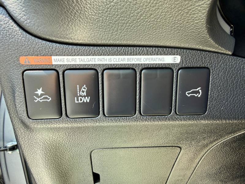 Used 2020 Mitsubishi Outlander SEL FWD image 18