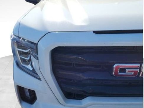 Used 2021 GMC Sierra 1500 Elevation w/ Preferred Package image 5