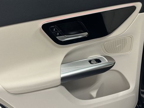 New 2026 Mercedes-Benz GLC 300 4MATIC image 25