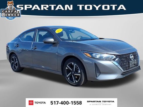 Used 2025 Nissan Sentra SV FWD image 5