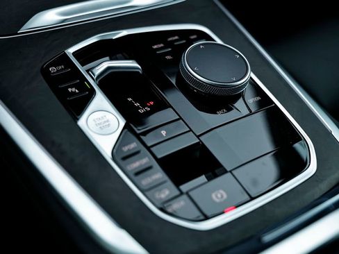 New 2026 BMW X5 xDrive40i w/ Climate Comfort Package image 39