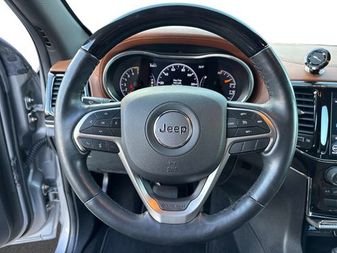 Used 2021 Jeep Grand Cherokee Overland image 27