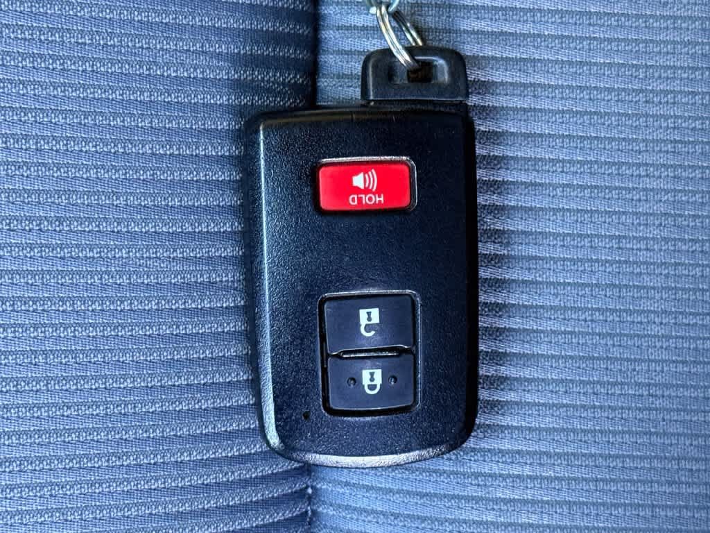 Used 2019 Toyota Prius C w/ Carpet Mat Package FWD image 20