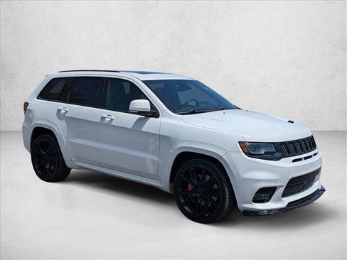 Used 2017 Jeep Grand Cherokee SRT w/ Trailer Tow Group IV AWD/4WD image 3