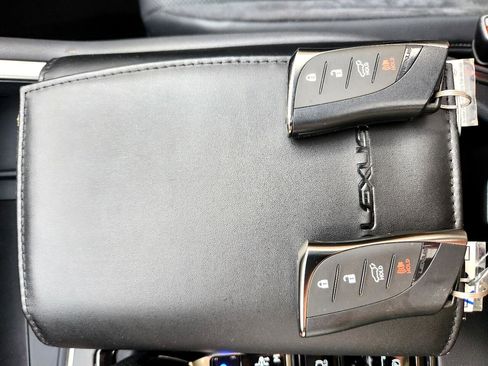 Used 2024 Lexus TX 500h AWD image 45