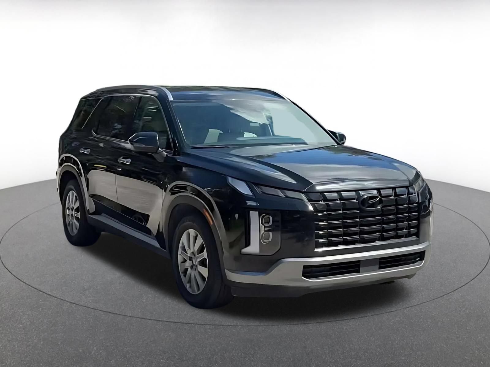 Used 2025 Hyundai Palisade SEL FWD image 3
