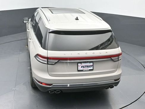 Used 2023 Lincoln Aviator Reserve w/ Elements Package Plus RWD image 32