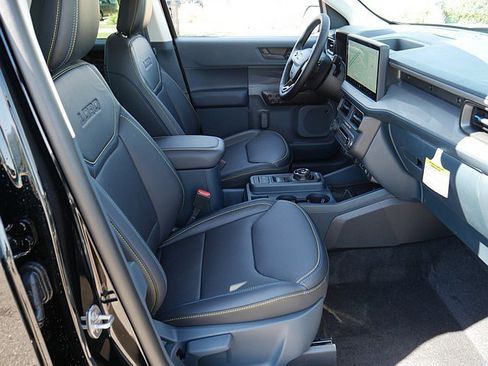 New 2025 Ford Maverick Lobo image 30