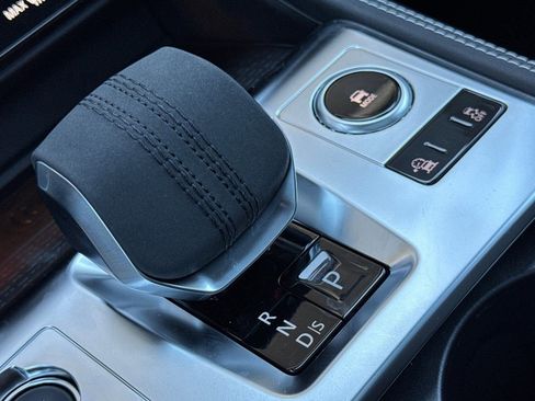 New 2026 Jaguar F-PACE R-Dynamic S AWD/4WD image 24