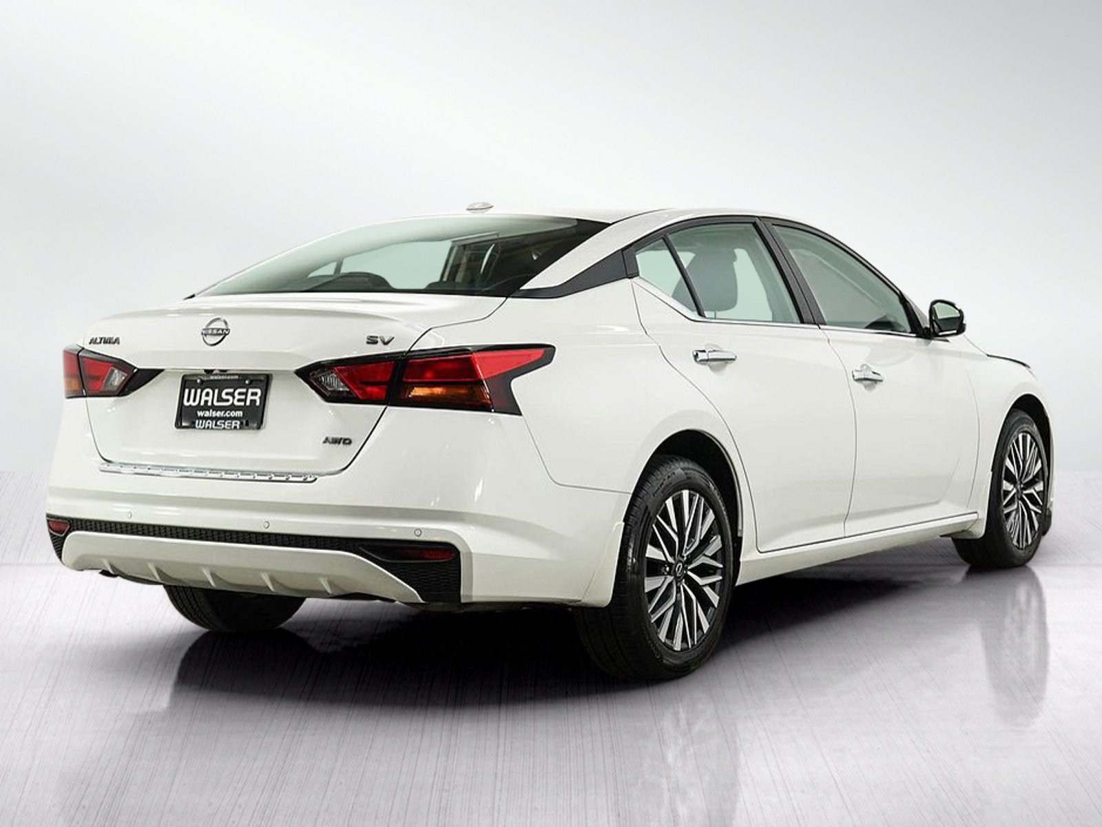 Used 2023 Nissan Altima 2.5 SV AWD/4WD image 5