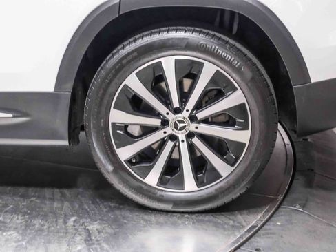 Certified 2023 Mercedes-Benz GLB 250 image 9