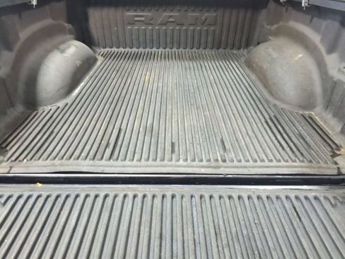 Used 2022 RAM 1500 Laramie AWD/4WD image 39