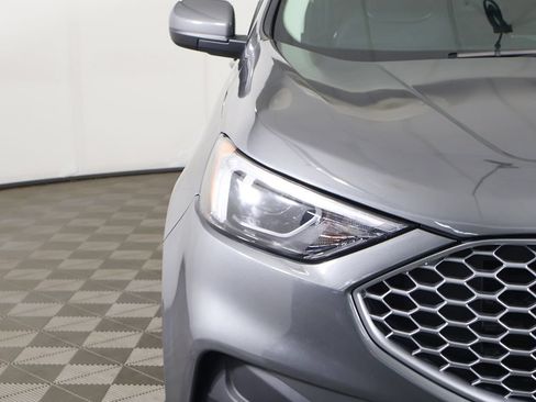 Used 2024 Ford Edge SEL AWD/4WD image 13
