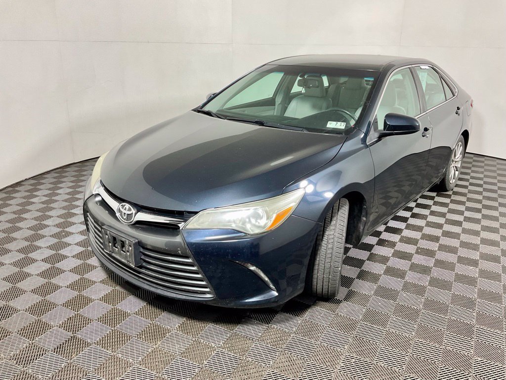 Used 2017 Toyota Camry XLE w/ Convenience Package FWD image 8
