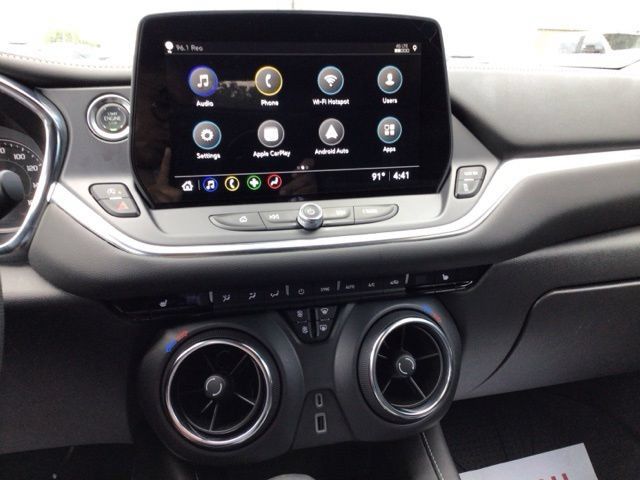 Used 2025 Chevrolet Blazer LT w/ Driver Confidence Package FWD image 9