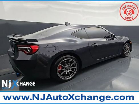 Used 2018 Subaru BRZ Limited w/ Performance Package RWD image 12