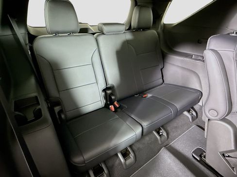 New 2026 Chevrolet Traverse LT w/ Enhanced Driving Package image 28