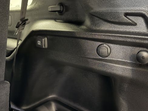 Used 2024 Jeep Grand Cherokee L Altitude image 29