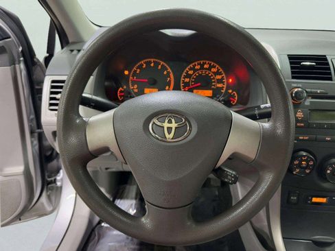 Used 2010 Toyota Corolla LE image 22