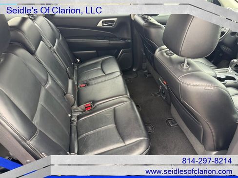 Used 2018 Nissan Pathfinder SL image 15