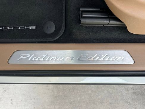 Used 2023 Porsche Cayenne Platinum Edition AWD/4WD image 20
