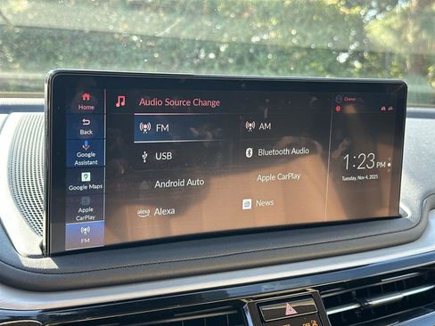 Certified 2025 Acura MDX FWD w/ Technology Package image 16