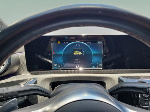 Used 2022 Mercedes-Benz CLA 250 image 21