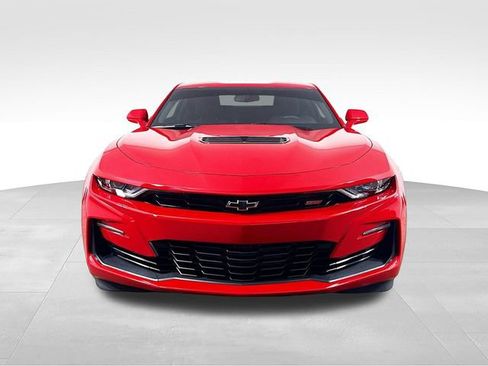 Used 2022 Chevrolet Camaro SS RWD image 3