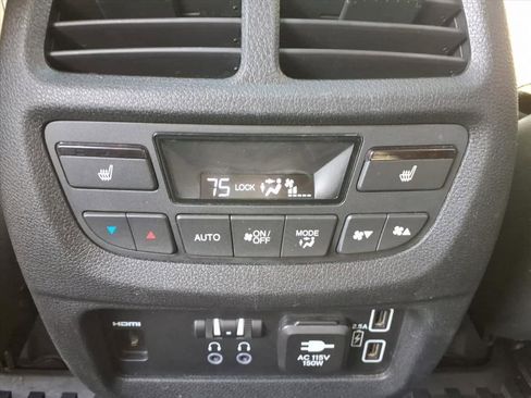 Used 2019 Honda Pilot Touring image 28