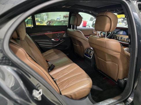Used 2014 Mercedes-Benz S 63 AMG 4MATIC Sedan w/ Rear Seat Package image 39