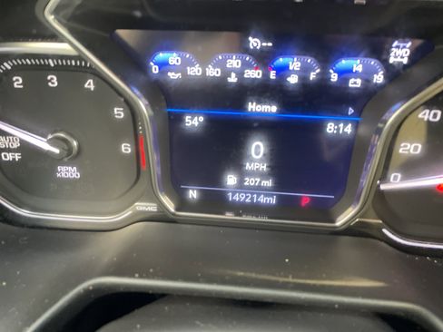 Used 2021 GMC Yukon XL SLT image 16