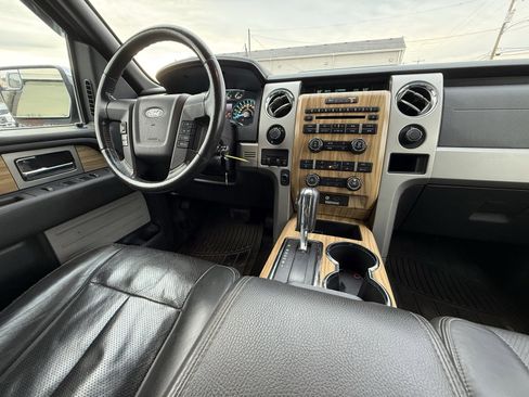 Used 2011 Ford F150 Lariat w/ Lariat Chrome Pkg image 16
