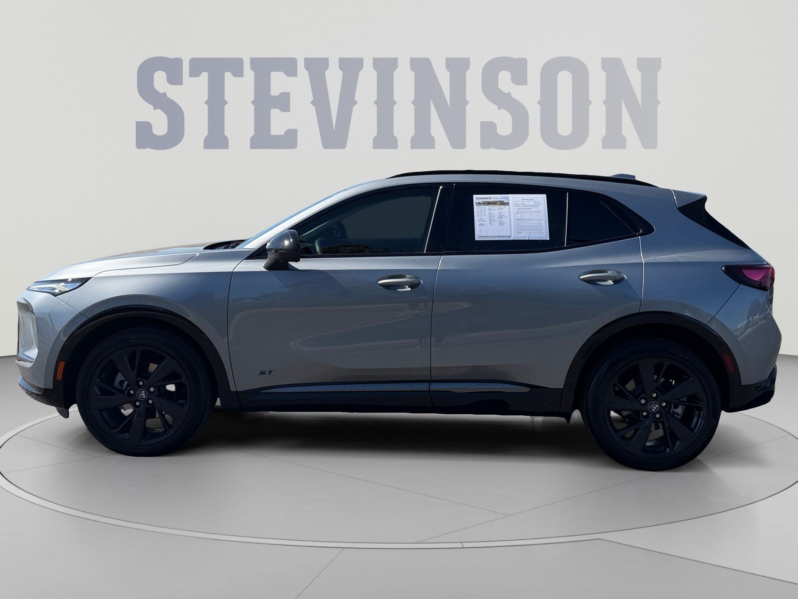 Used 2025 Buick Envision Sport Touring AWD/4WD image 2