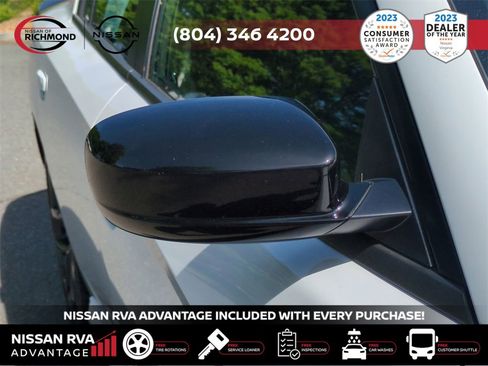 Used 2022 Dodge Charger GT w/ Blacktop Package image 12