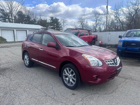 Used 2011 Nissan Rogue SV w/ SL Pkg image 3
