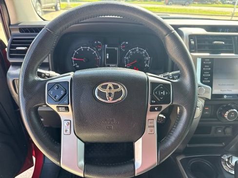 Certified 2022 Toyota 4Runner SR5 Premium w/ Moonroof Package AWD/4WD image 11
