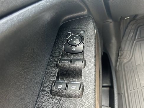 Used 2019 Ford EcoSport SE FWD image 15