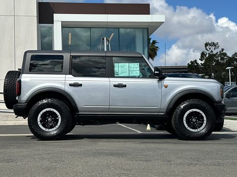 Certified 2022 Ford Bronco Badlands image 2