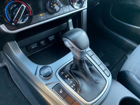 Used 2021 Kia Seltos S AWD/4WD image 13