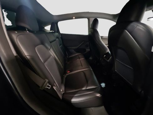 Used 2024 Tesla Model Y Long Range RWD image 20