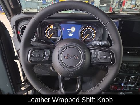 New 2026 Jeep Wrangler Unlimited Rubicon w/ Steel Bumper Group image 15