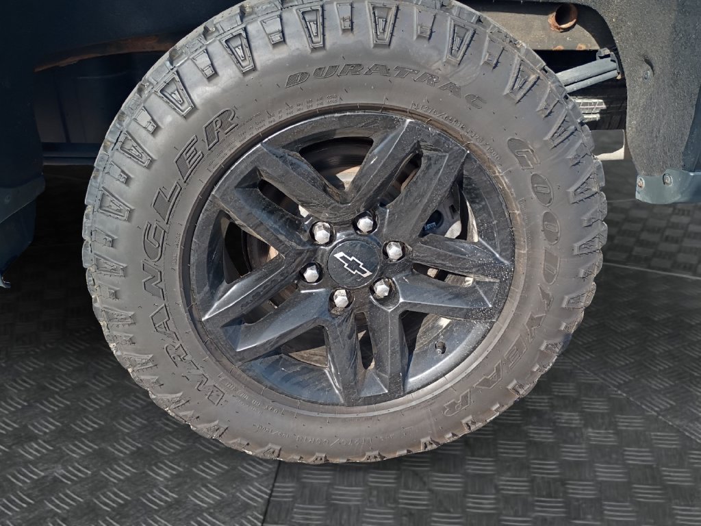 Used 2023 Chevrolet Silverado 1500 LT Trail Boss w/ Protection Package AWD/4WD image 16