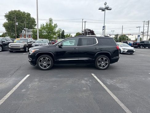 Used 2019 GMC Acadia Denali w/ Technology Package AWD/4WD image 2