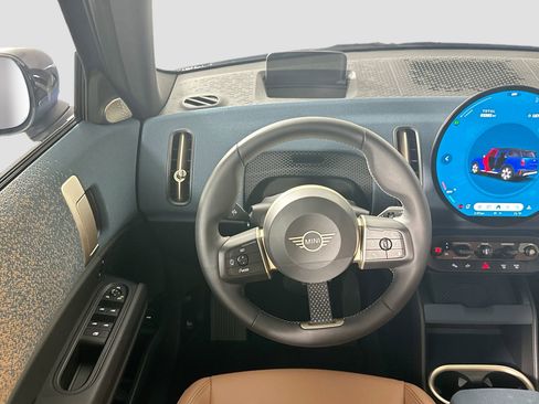 Certified 2025 MINI Cooper Countryman S w/ Comfort Package Max image 27