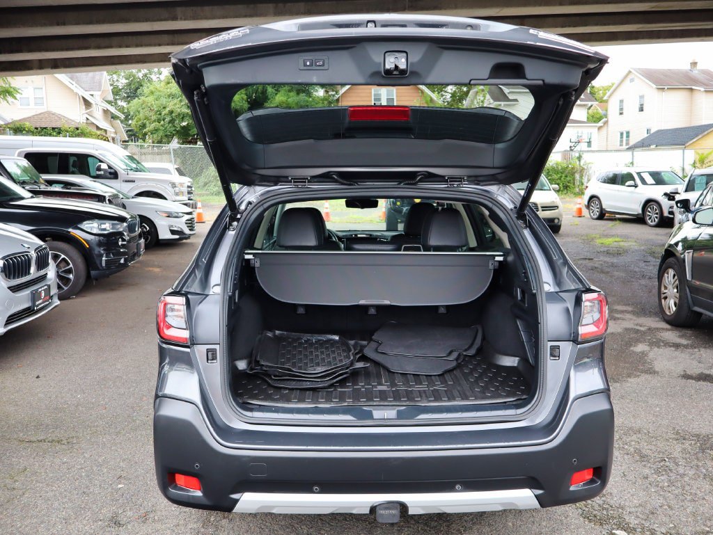 Used 2023 Subaru Outback Touring XT AWD/4WD image 58