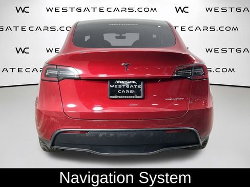 Used 2021 Tesla Model Y Long Range image 4