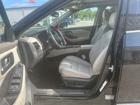 Used 2023 Nissan Rogue SL w/ SL Premium Package AWD/4WD image 10