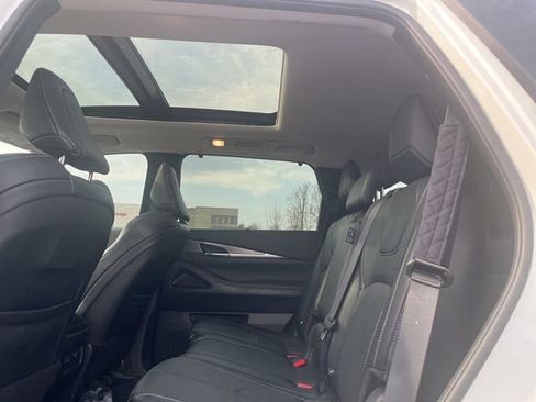 Certified 2023 INFINITI QX60 Luxe w/ Cargo Package image 14