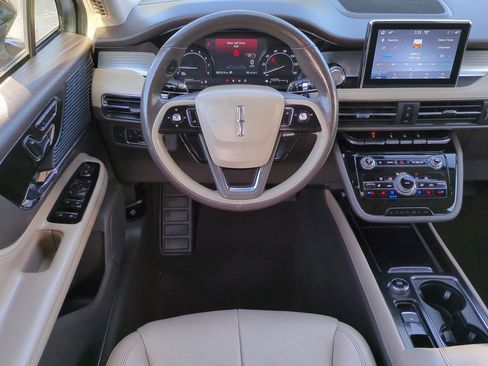 Used 2021 Lincoln Corsair AWD w/ Equipment Group 101A image 16